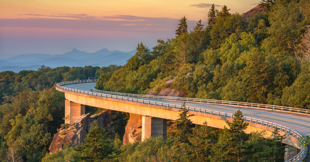 Hit the road on @BlueRidgeNPS and discover 469 miles of the most gorgeous views of the mountains you’ll ever see. #NationalParksWeek @NatlParkService