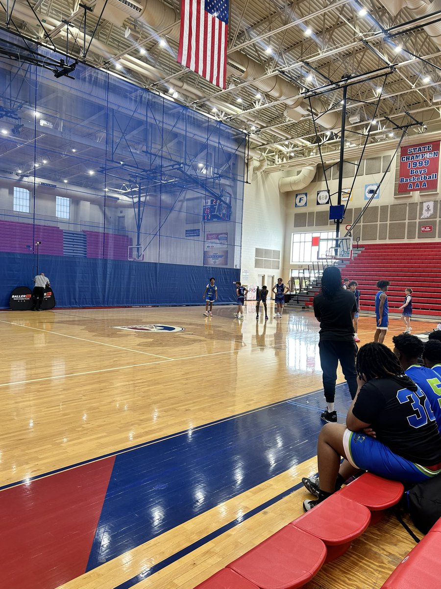 These young men are showing out on the court!! #nextthestage