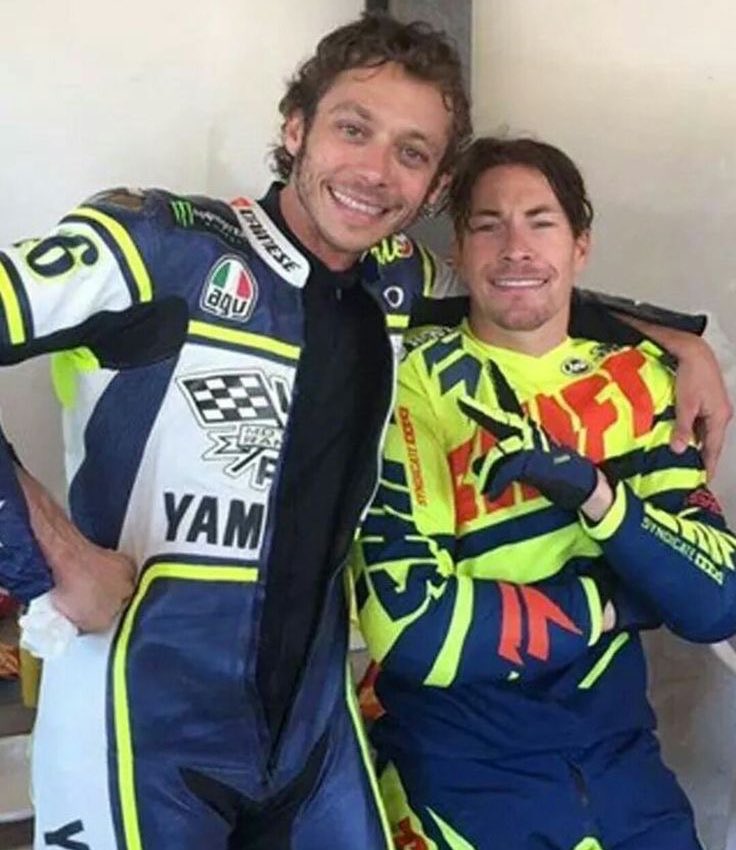 Valentino Rossi 🇮🇹 Nicky Hayden 🇺🇸 #MotoGP