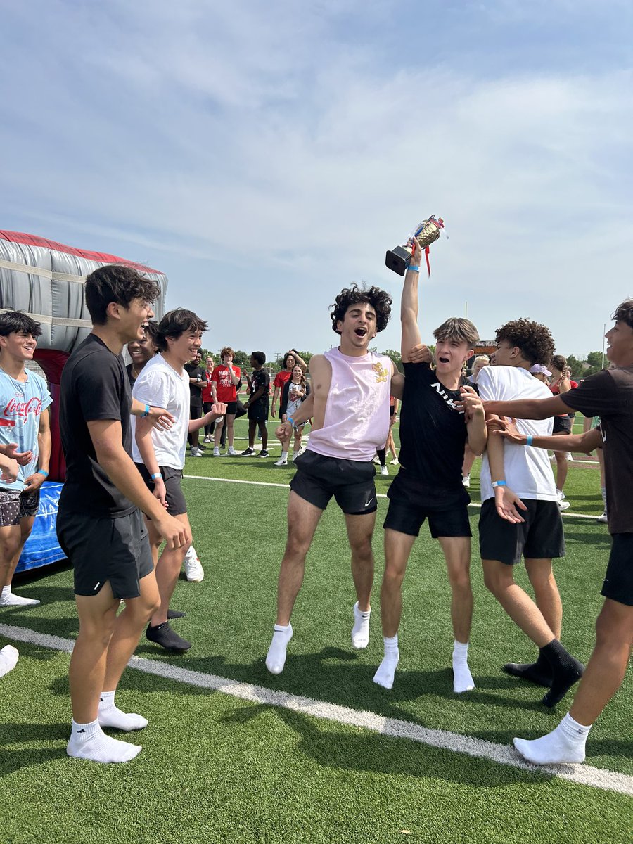 Marcus 9 Student Council tweet media