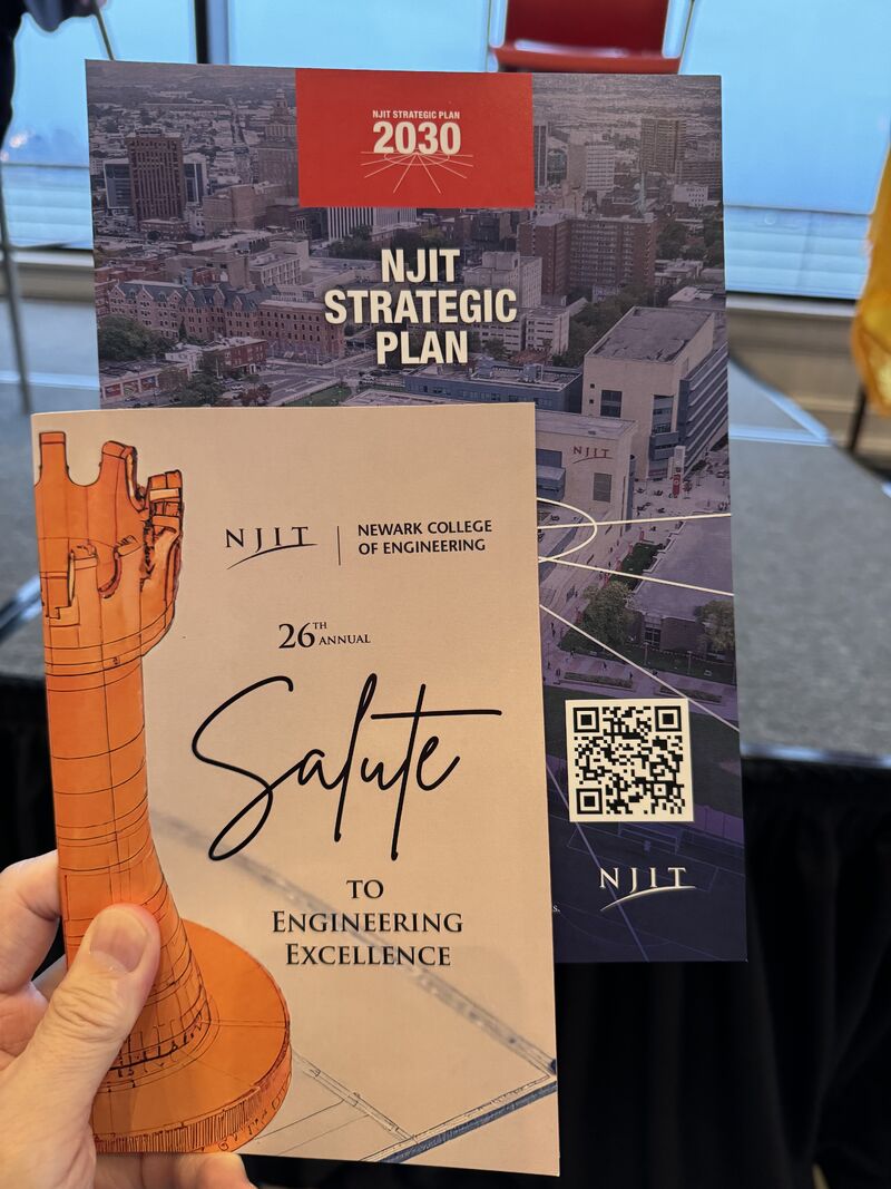 WenZhang_Nano's tweet photo. I am honored to receive the 2024 NCE Researcher Award at the 26th annual Newark College of Engineering (NCE) Salute to Engineering Excellence @NJIT. I would like to congratulate my colleagues who received other NCE awards again! https://t.co/ulKqrHIN1T