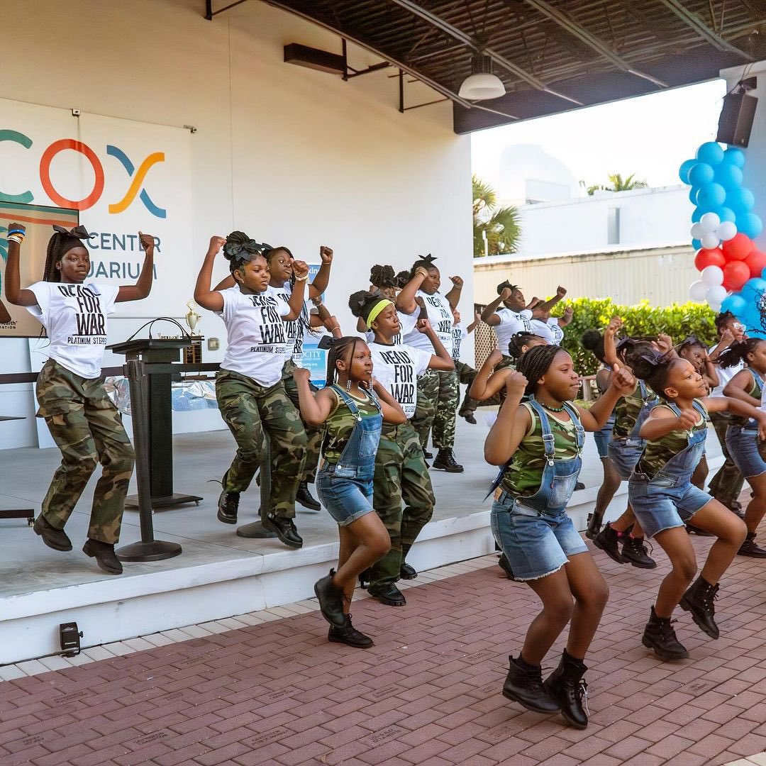 PalmHealthFdn's tweet photo. 👏72+ million minutes logged for #LetsMovePBC 🎯Let’s keep the momentum going throughout the year and continue to prioritize our health and well-being. Keep moving your body, keep inspiring others, and let’s make every minute count! https://t.co/AJ4ygiW7Up