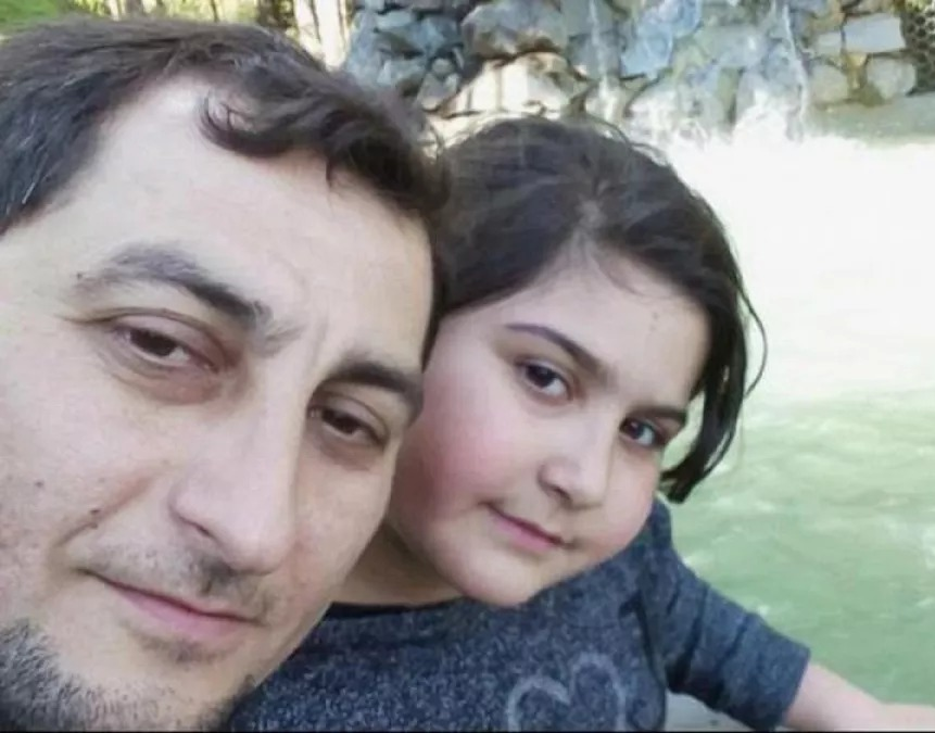 solcugazete's tweet photo. Erdoğan, şüpheli şekilde yaşamını yitiren 11 yaşındaki Rabia Naz Vatan’ın babası Şaban Vatan'dan davacı oldu. https://t.co/YcK8EtNYGY