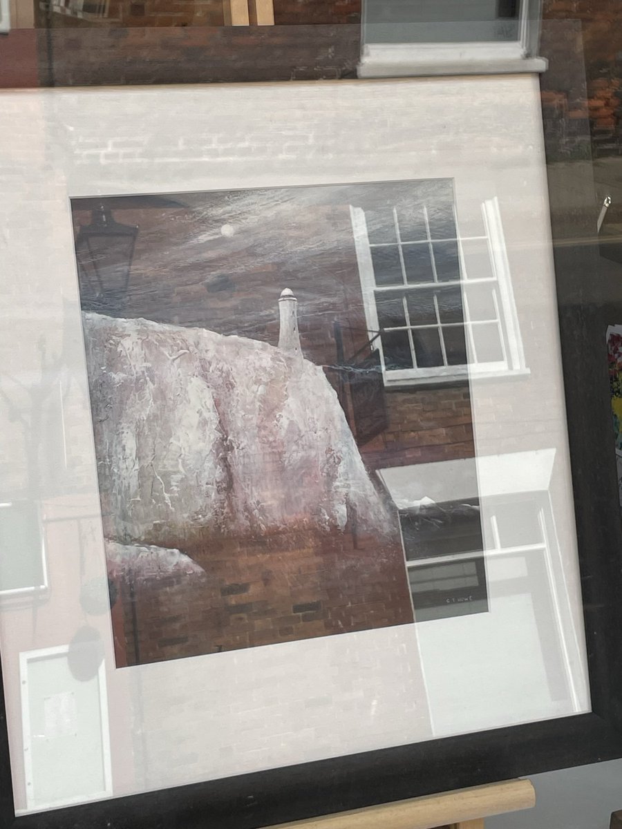 RSA member Cliff Howe has two fabulous pieces in our Spring Exhibition this year- one of his very popular lighthouse paintings is in the front window at Rye Art Gallery. Open tomorrow and every day except Tuesdays! #cliffhowe #lighthouse #painting #ryeeastsussex #ryeartists