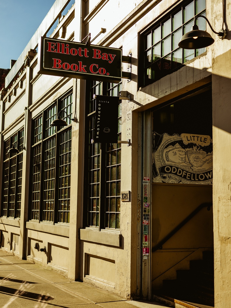 ElliottBayBooks's tweet photo. Seattle Independent Bookstore Day is coming up! Don't forget to stop by Elliott Bay Book Co on Saturday, April 27th for all the festivities 🥳
Visit https://t.co/sxyPo94RHh for more info.
📸: Ben Lindbloom
#seattleindiebookstoreday #SIBD #celebration https://t.co/dTDAMvKlel