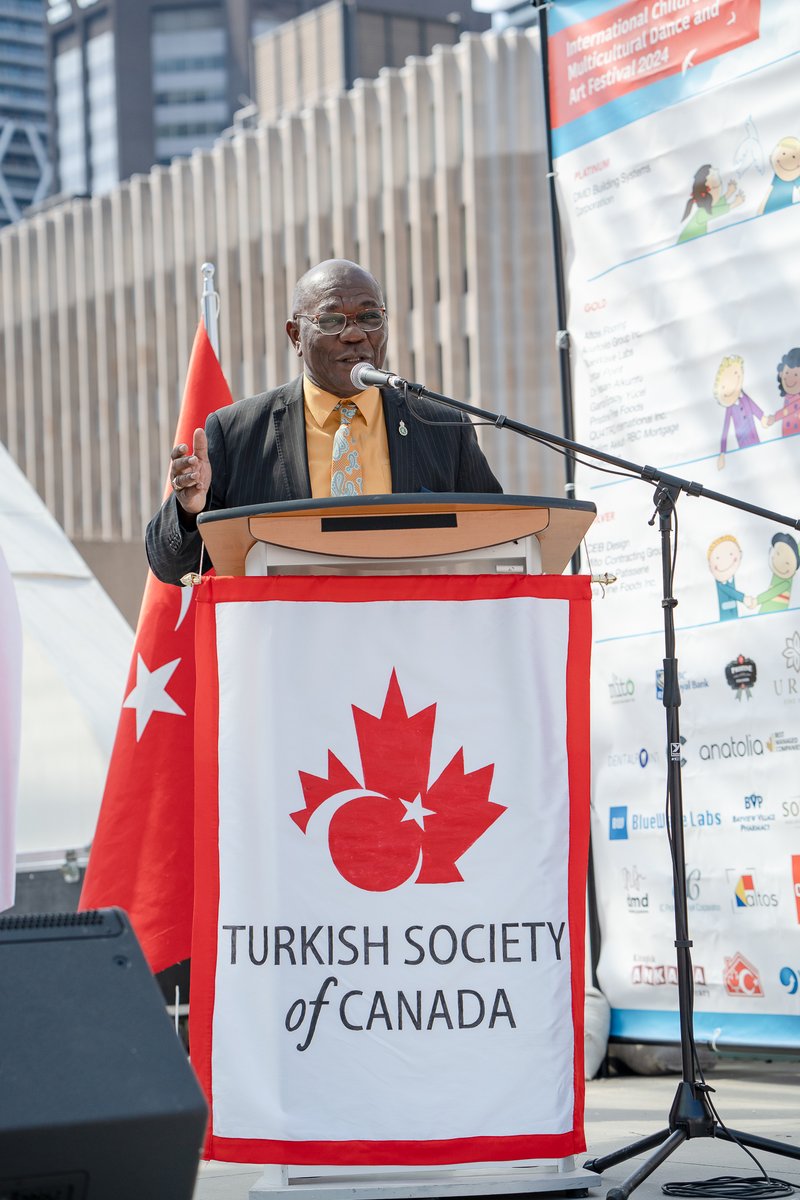 A heartfelt thank you to MPP @DavidSmithMPP for his participation and compelling speech at the International Children's Day - Multicultural Dance and Art Festival in Toronto on April 14, 2024. Thank you for your engagement and support!