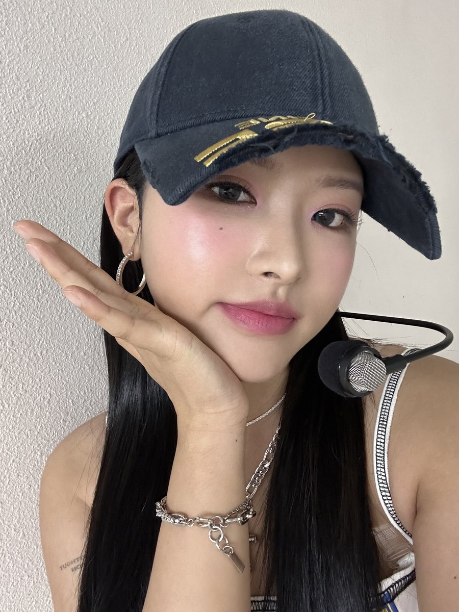 Loossemble_twt's tweet photo. [📷]

Girls' Night 시작해 봐~~~~~~~~

#혜주 #HyeJu
#루셈블 #Loossemble https://t.co/oo0qcULkd2