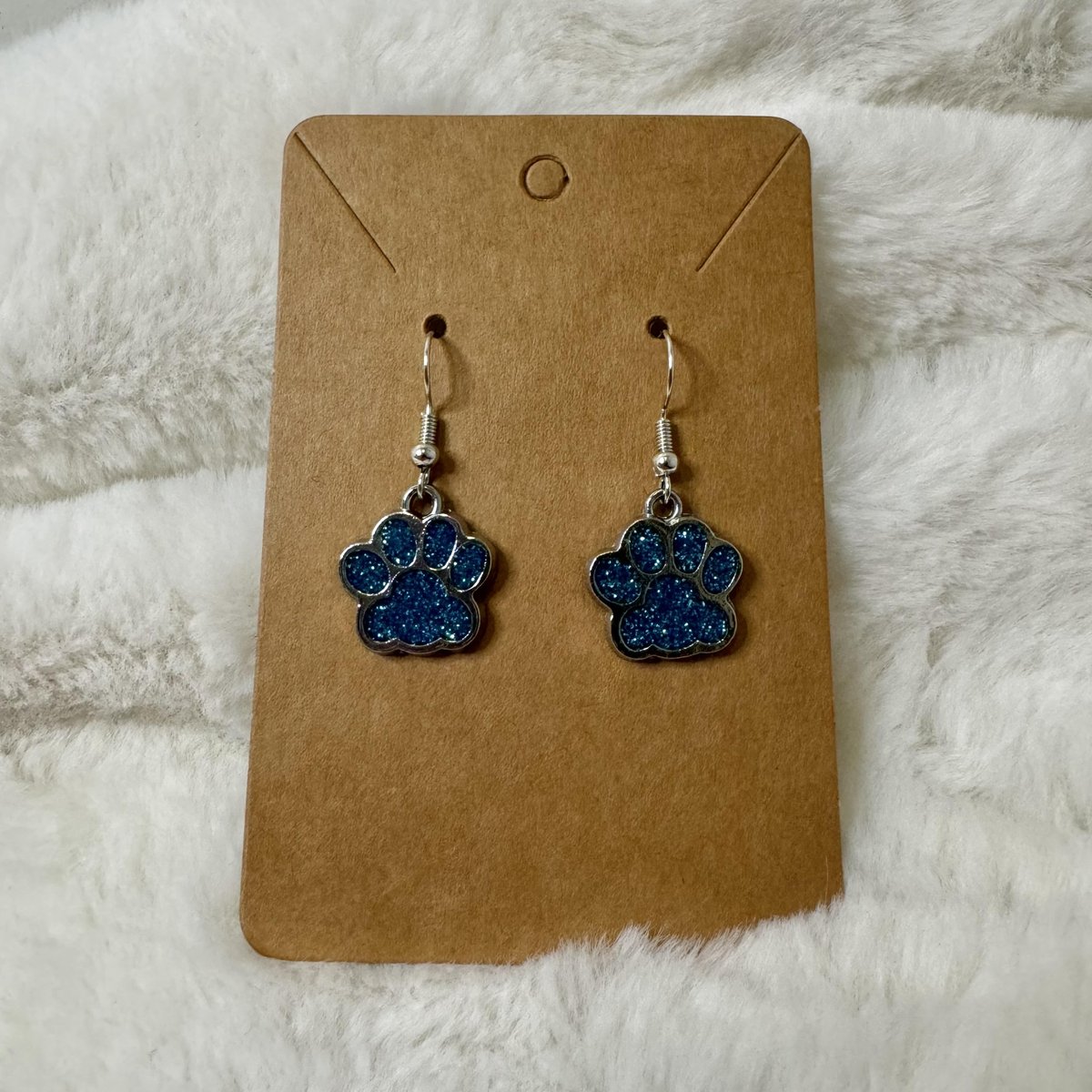 Light Blue Glitter Paw Print Dangle Earrings

aldesignsbyashley.etsy.com

#etsyshop #etsyseller #etsyhandmade #etsy #handmade #handmadejewelry #handmadeearrings #earrings #handmadeearringsforsale #earringstyle #etsygifts #etsysellersofinstagram #jewelry #jewelrydesign