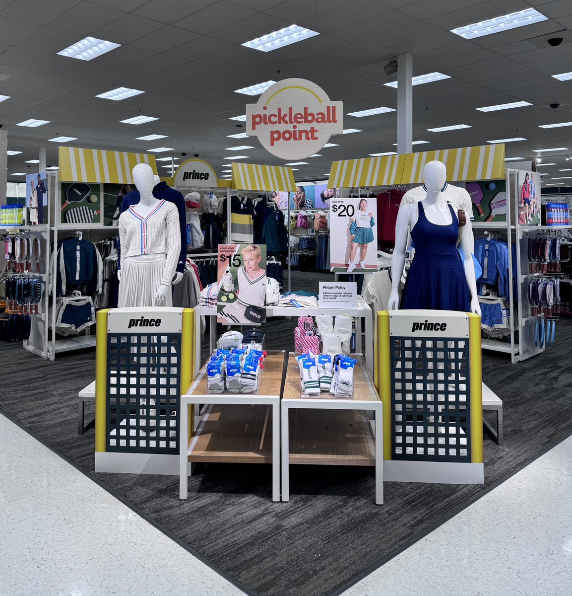 LindsayTarget's tweet image. Serving up some fun fresh and fierce looks w Target’s latest collab, Prince🏓🎾👟 Thanks to  TM Kelleigh for helping score this set with a “match point” 😉✨ #target #princeXtarget #prince #visualmerchandiser #pickleball