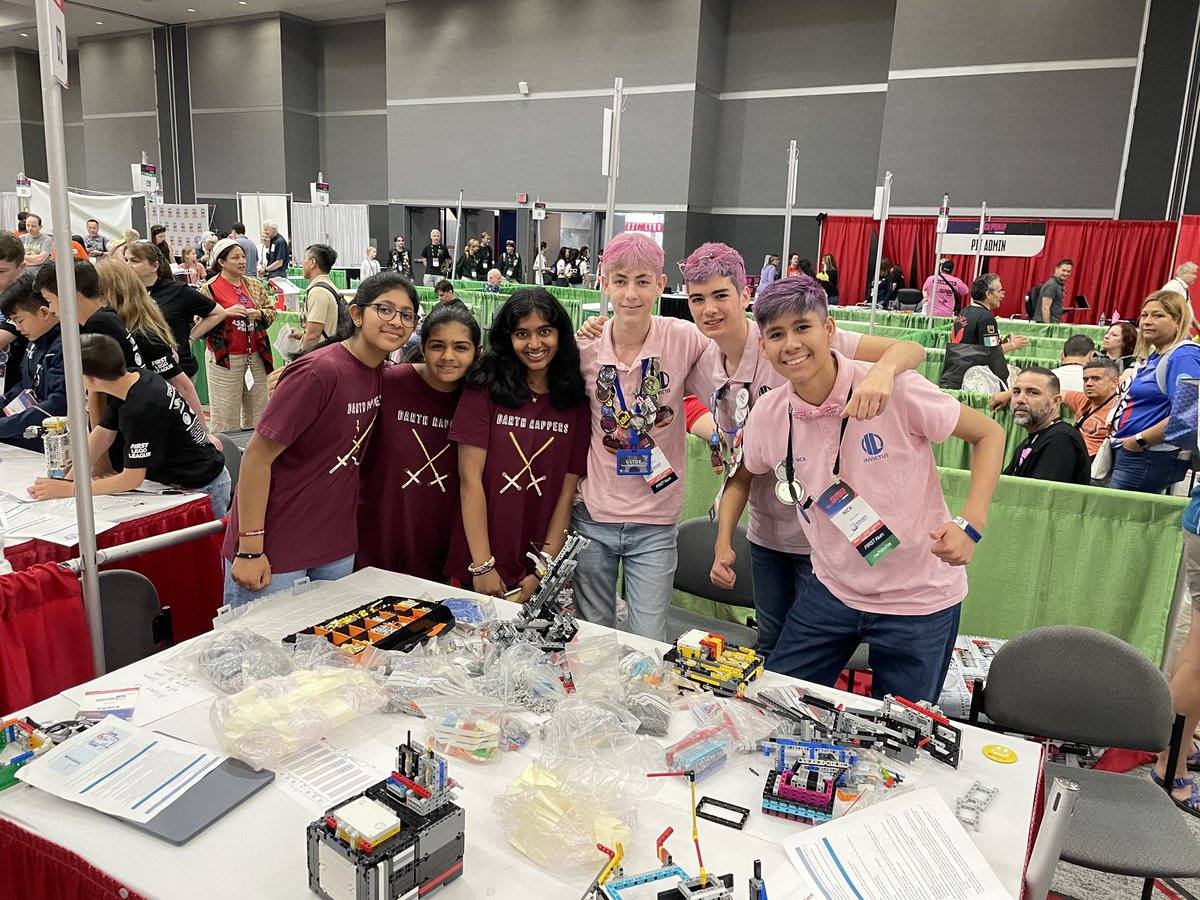 DarthRappers's tweet image. In Encore, Darth Rappers and @invictusfll unite,
From Spain to North Carolina, we build bots so tight,
Collaboration in action, missions on spot,
With laughter and joy, fun we never forgot!
@firstlegoleague