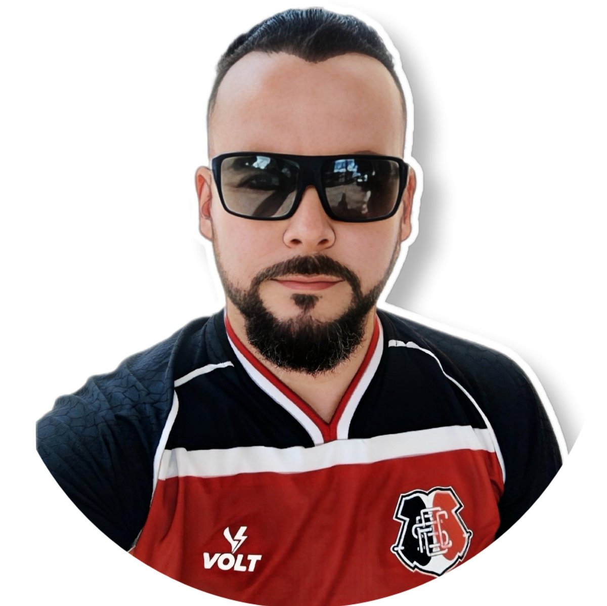 Ernandes_16's tweet photo. #NewProfilePic https://t.co/csDR8CWrpn