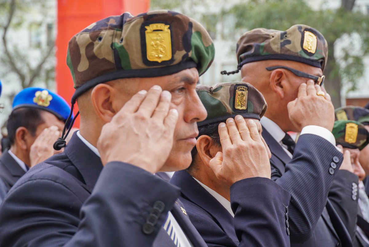 Ayer estuve en la conmemoración que realizó el Congreso de la República por el 27 aniversario de la operación Chavín de Huántar, un hito importantísimo en la lucha contra el terrorismo. Es importante que los jóvenes sepan lo que ocurrió y que todos tengamos claro que siempre