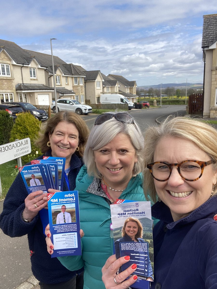 Knocking on doors in Chirnside this morning with @SueJWebber @John2Win Key issues; SNP taxation- pay more get less in Scotland Operation Branchform NHS GP closures Poor bus transport Missed climate targets Not much going for the SNP, in fact people ashamed to speak of them