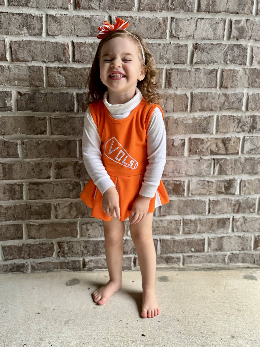 mitzi4vols's tweet photo. My #GrandVol wearing her Mama's cheerleading dress from the early 90s and one of her "princess" dresses! #LoveMyHollinKate #FamilyTradition https://t.co/7a88K8tskM