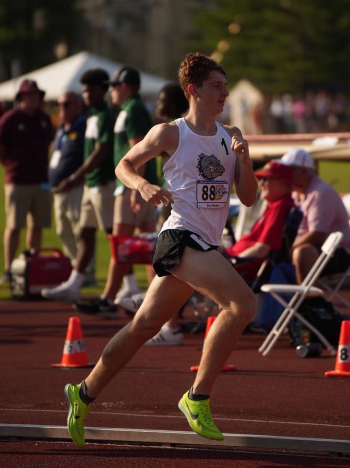BHSDogsTrack's tweet photo. This dude right here did something incredible last night!!

Junior Ian Baker broke our oldest school record. Mike Atkinson has held the 3200 meter run record since 1980 at 9:12.55. 

Ian ran 🚨9:07.18🚨, finishing 5th at the Carmel Showcase and breaking a 44 year old record🔥🔥 https://t.co/t1w4YFEb0A