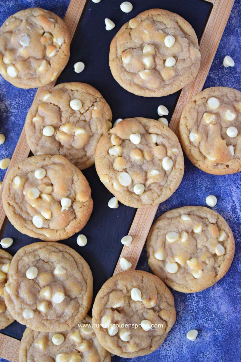 RumkiSpoon's tweet photo. Recipe link: https://t.co/T4Ynj1q4mm

#whitechocolatechipcookies are the most popular &amp; celebrated #cookierecipes worldwide. These #cookies are perfectly #sweet soft chewy and loaded with white chocolate with the flavour of vanilla
#rich #homemade #indianfoodbloggers #delicious https://t.co/OPM0Huwq9v