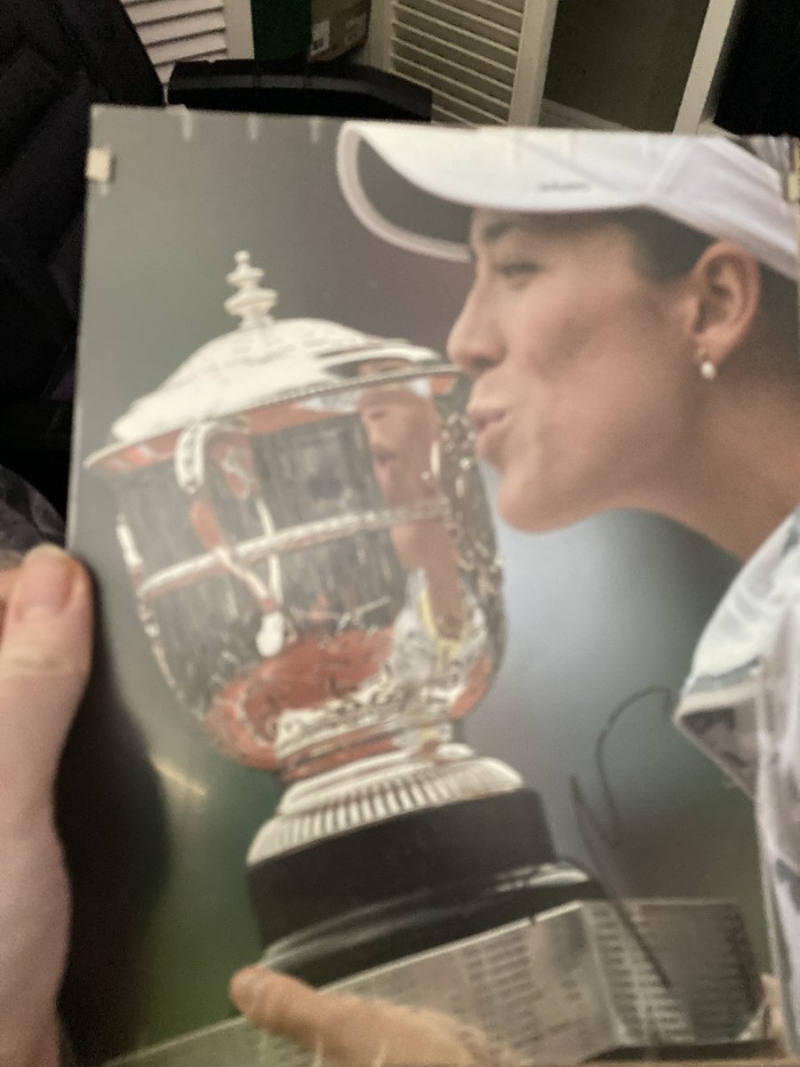 One of my lasting memorabilia of you. You made an eager tennis fan like me stay engaged in the sport for years. I will always be thankful of the impact you had on my life. Thank you @GarbiMuguruza and god bless you.