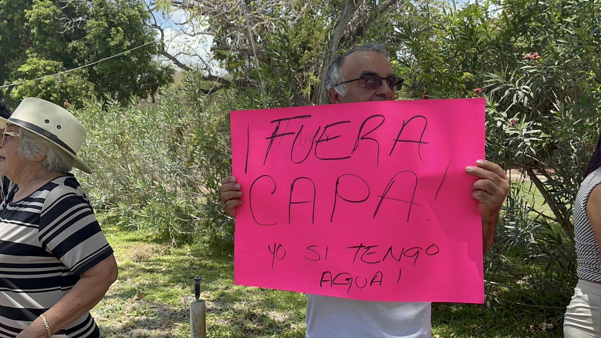 LOS RICOS TAMBIÉN LLORAN
Mientras la mayoría de los habitantes de Chetumal enfrentan días sin acceso a agua potable y claman por la normalización del servicio, los residentes del exclusivo complejo residencial Andara rechazan la intervención de la #CAPA