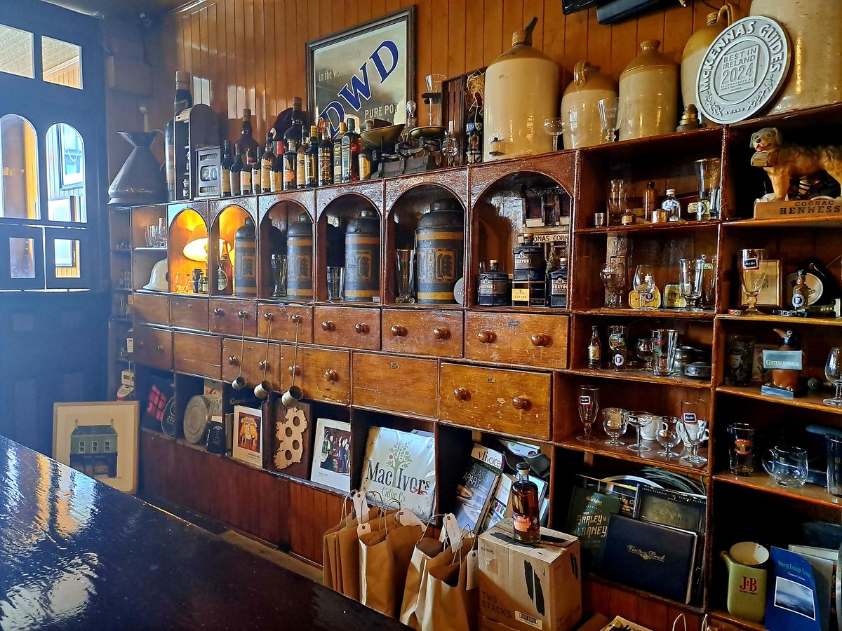 Always nice to be back in Sligo, one of the more enjoyable towns in Ireland. Has some stellar pubs, the most iconic of which is of course Thomas Connolly's.