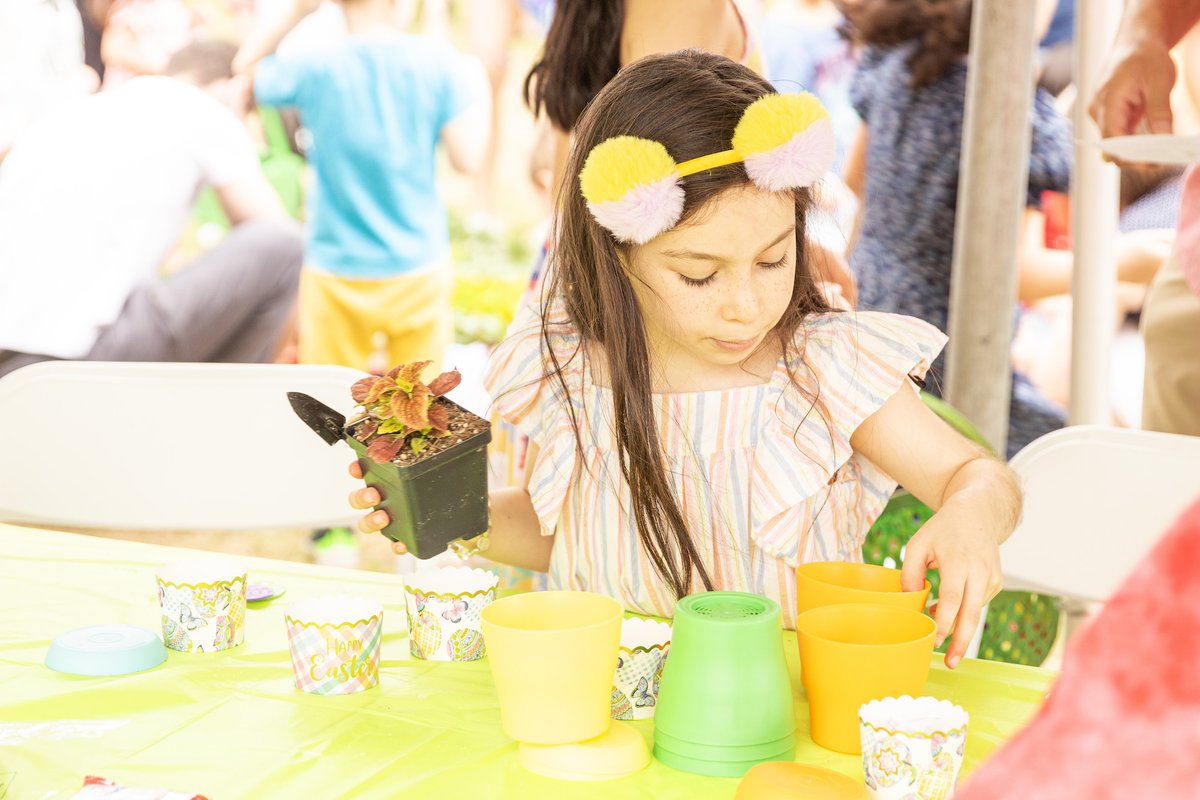 #SocialSaturday: This year's Eggstravaganza was an eggceptionally good time! Thanks for hopping by, ARTAVIA! 🐰🐣 

#ARTAVIATX #LiveColorfully #ConroeTX #ConroeISD #ConroeRealEstate