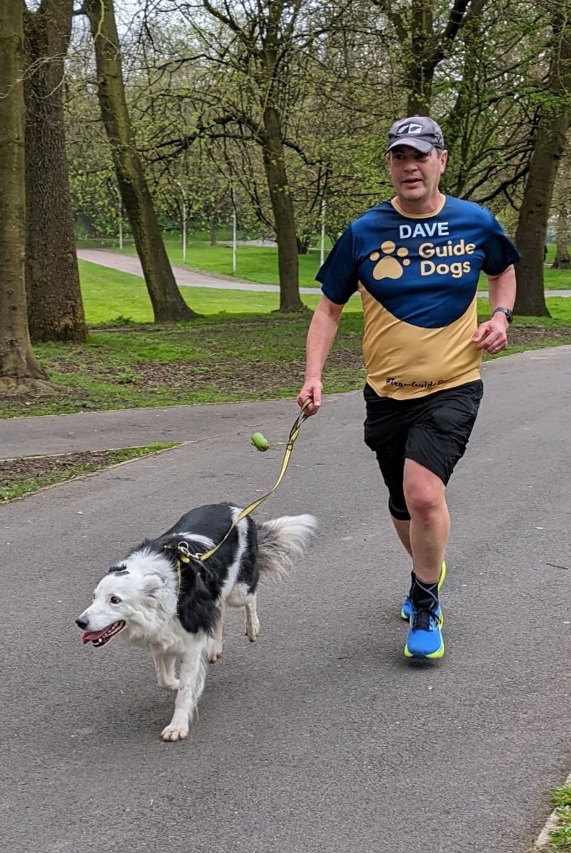 Really proud of my husband Dave & the 4 other #SedgleyStriders running the @LondonMarathon tomorrow. He’s running for @guidedogs for our 2 VI daughters justgiving.com/search?q=Dave%…