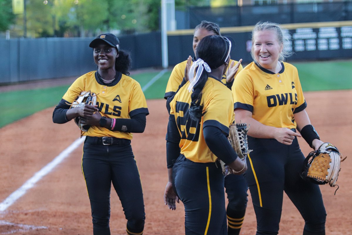 It's gameday!!!

Double header action 🆚 North Alabama

Game 1⃣ links:
📊 bit.ly/3Qd9IPA
📺 bit.ly/4aFK523
⏰ 3 p.m. ET

Game 2⃣ links:
📊 bit.ly/3QaVjmN
📺 bit.ly/3Qdzbs5
⏰ 5:30 p.m. ET

#OneHeart | #HootyHoo🦉