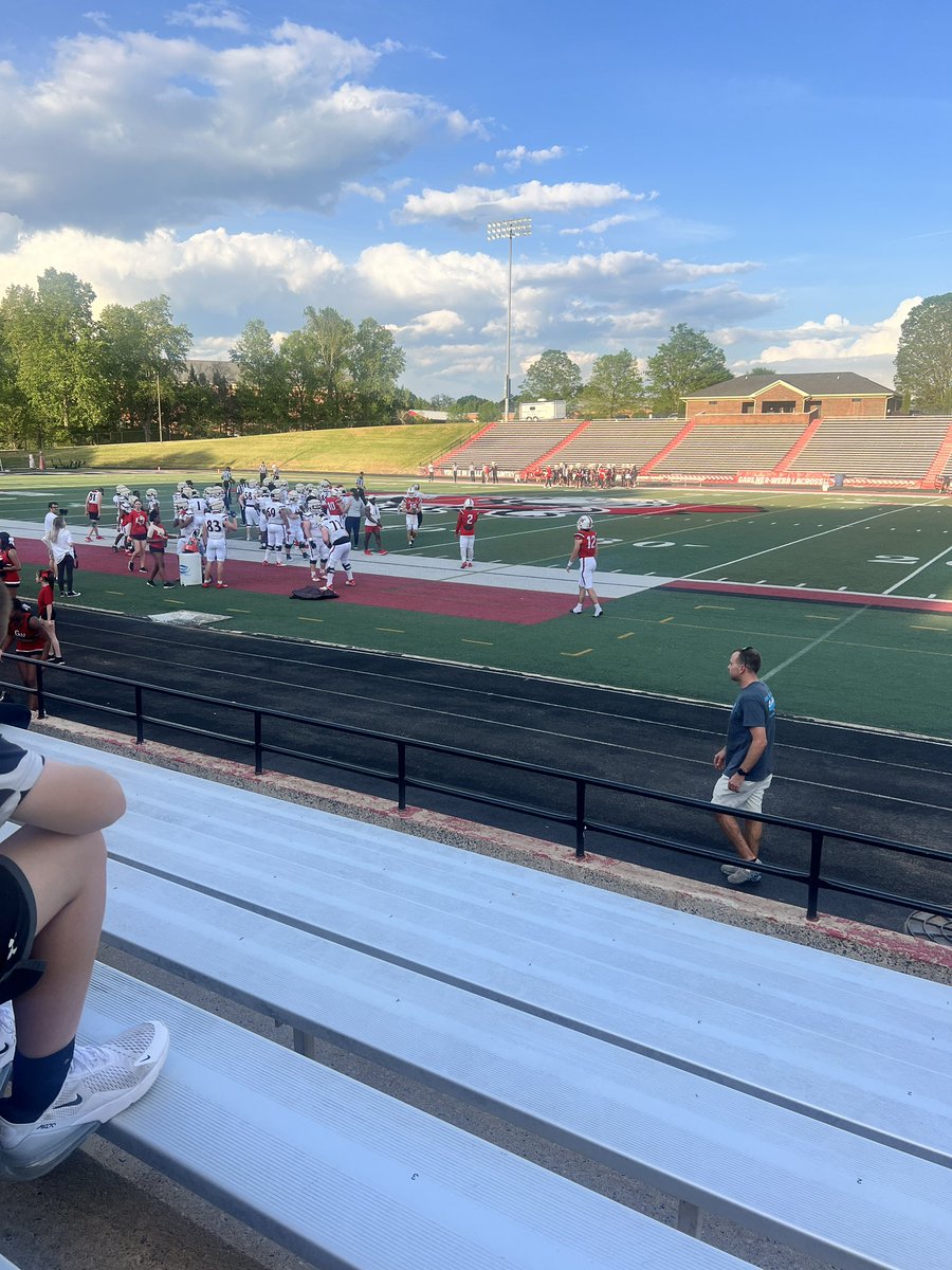 Had a great time @GWUFootball got to watch them compete and learned sum skills to add to my bag!!! Thank you for this opportunity @CoachVeraldi @CoachTylerJohns @fredproesel Can’t wait to get back down there!!!