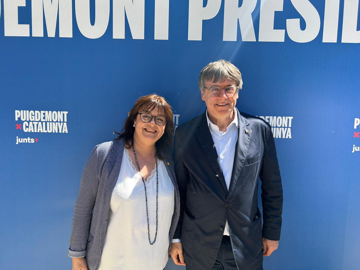 juntsxterrassa_'s tweet photo. La nostra portaveu @mlluisvall i la nostra regidora @Montcau han participat aquest matí a l'acte municipalista de precampanya pel #12M amb el president @KRLS al costat de tots els representants del món municipal de @JuntsXCat https://t.co/3fQvGOFVsR