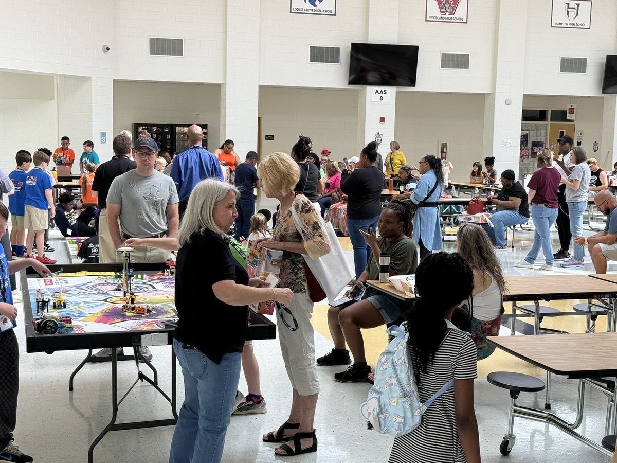 Diane Robinson tweet media