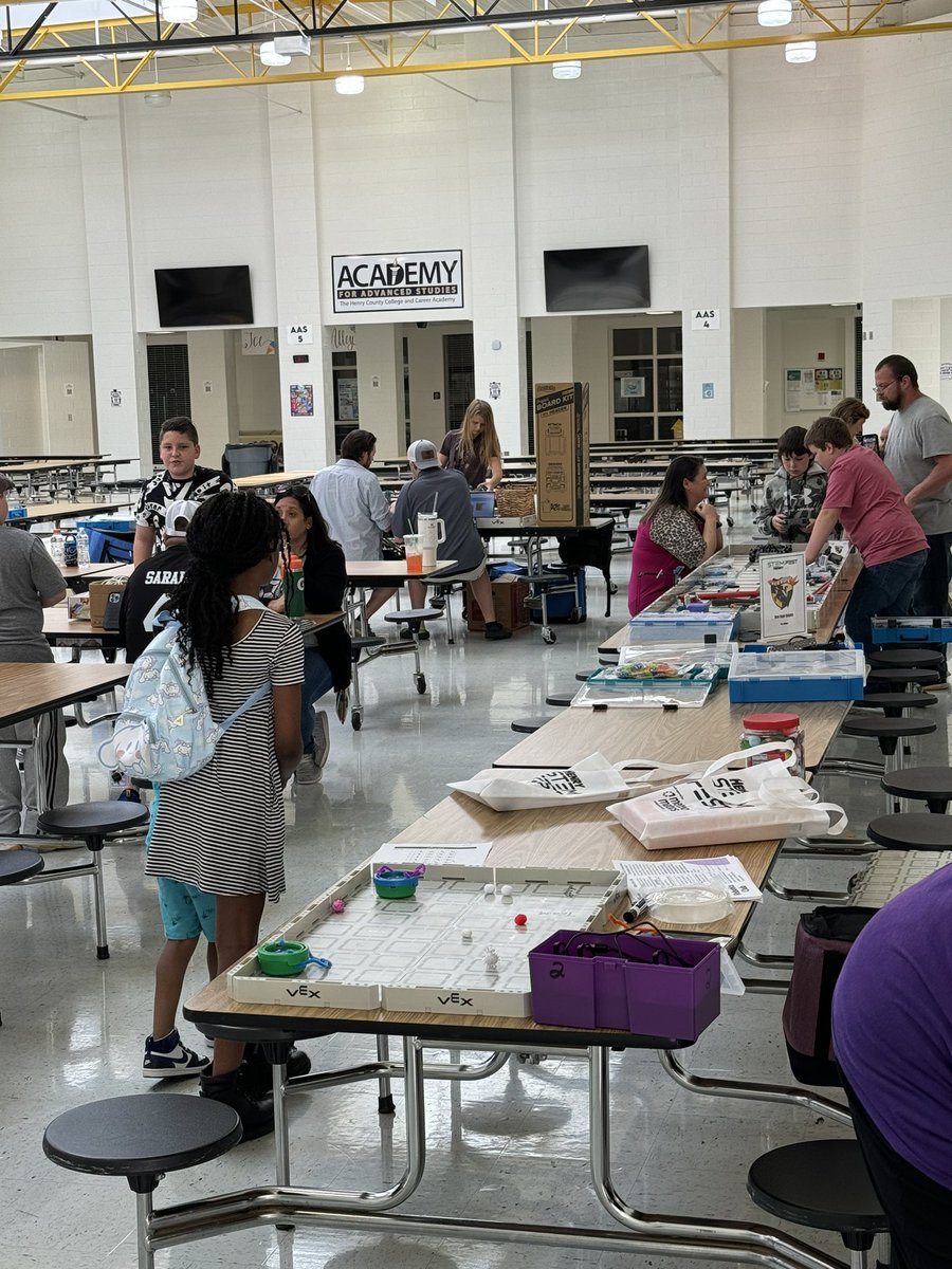 Diane Robinson tweet media