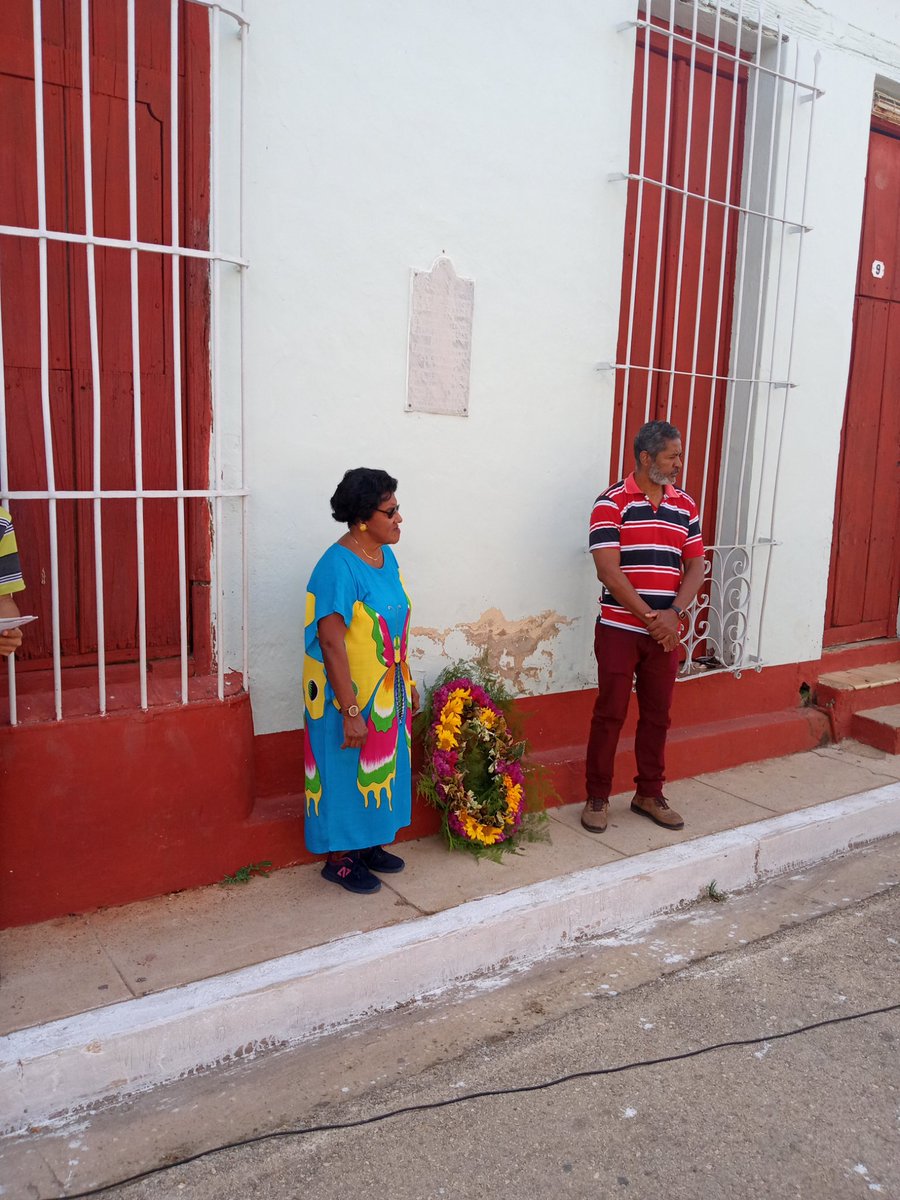 Se rinde homenaje frente a la casa natal de Juan Pedro Carbo Servía, por los hechos ocurridos en 1957, Humboldt 7 #CubaMined