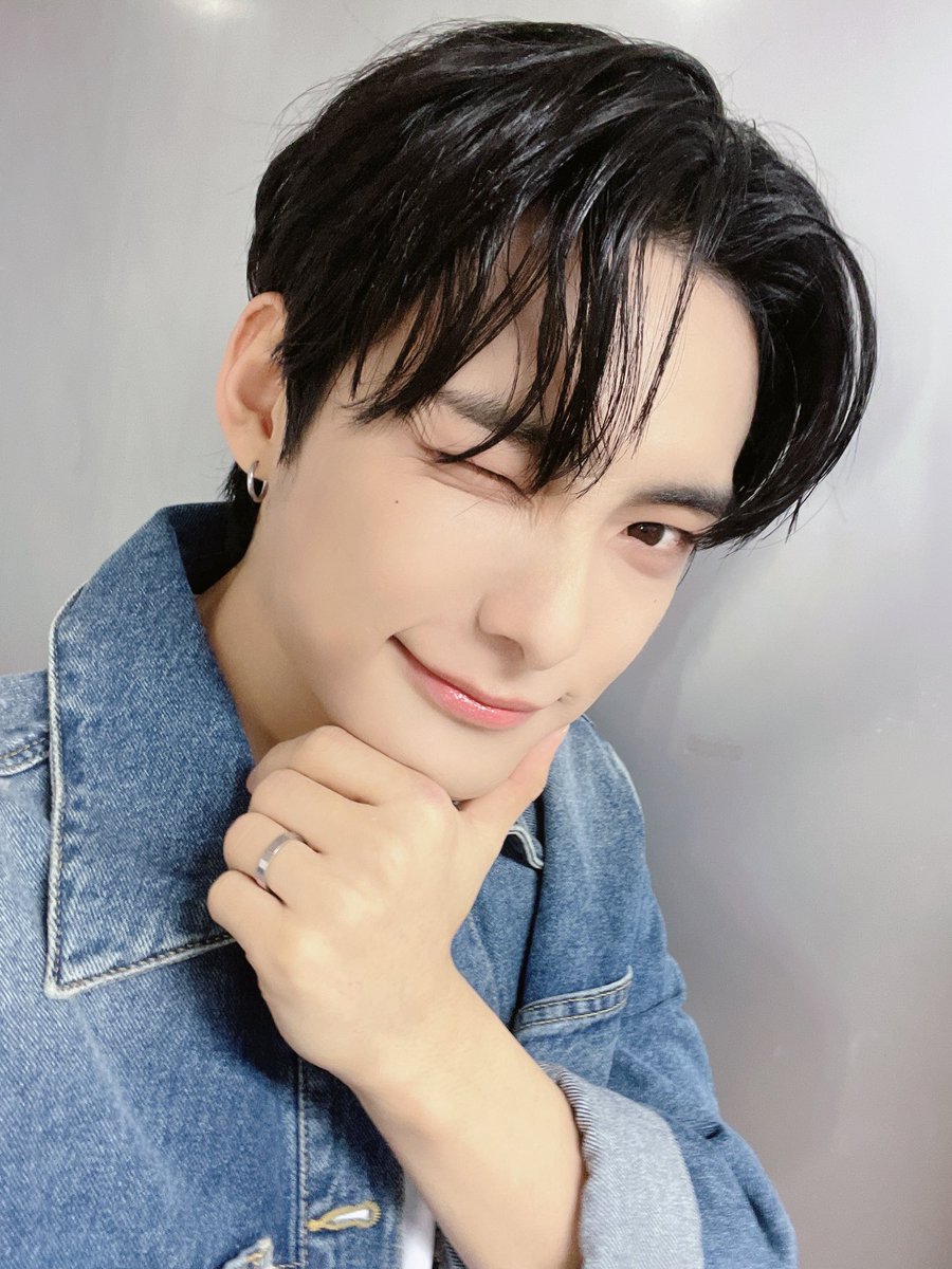 official_ACE7's tweet image. [#에이스_박준희]
오늘 덕분에 너무 행복했어요 초이스! 
많이 사랑한다~~🤍
#ACE #에이스