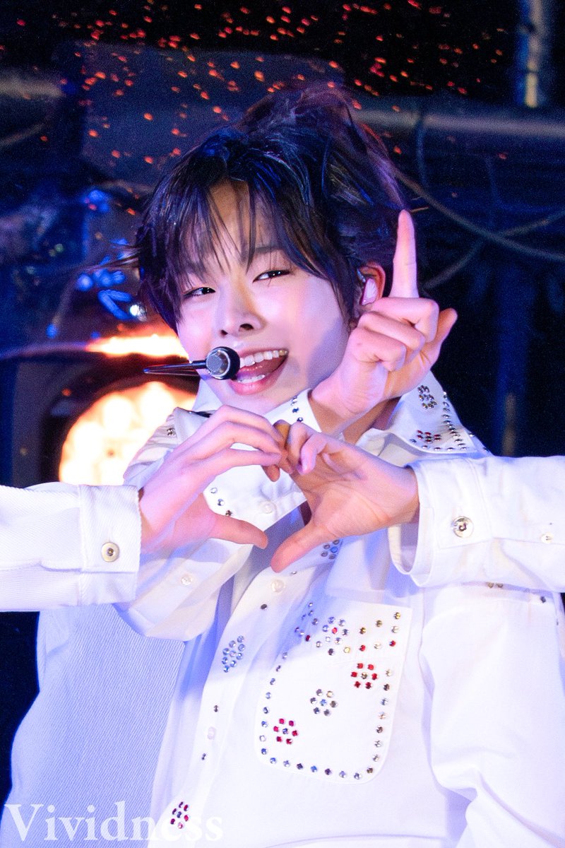 Vividness_mr's tweet photo. 240420
SMTOWN FIREWORKS2024

#RIKU #リク #리쿠 #NCTWISH https://t.co/zPTkkumMHg