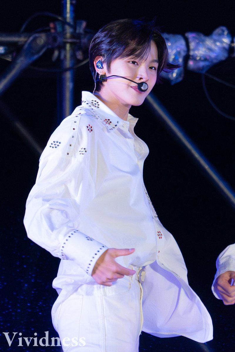Vividness_mr's tweet photo. 240420
SMTOWN FIREWORKS2024

#RIKU #リク #리쿠 #NCTWISH https://t.co/zPTkkumMHg