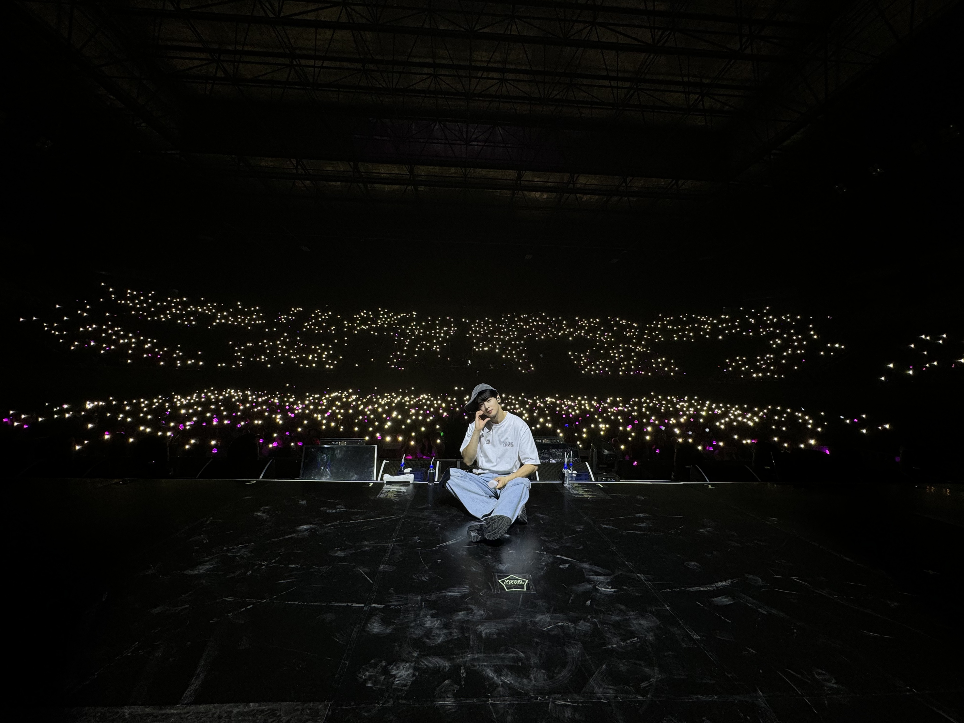 GLng194aIAAnMA8?format=jpg&name=4096x4096