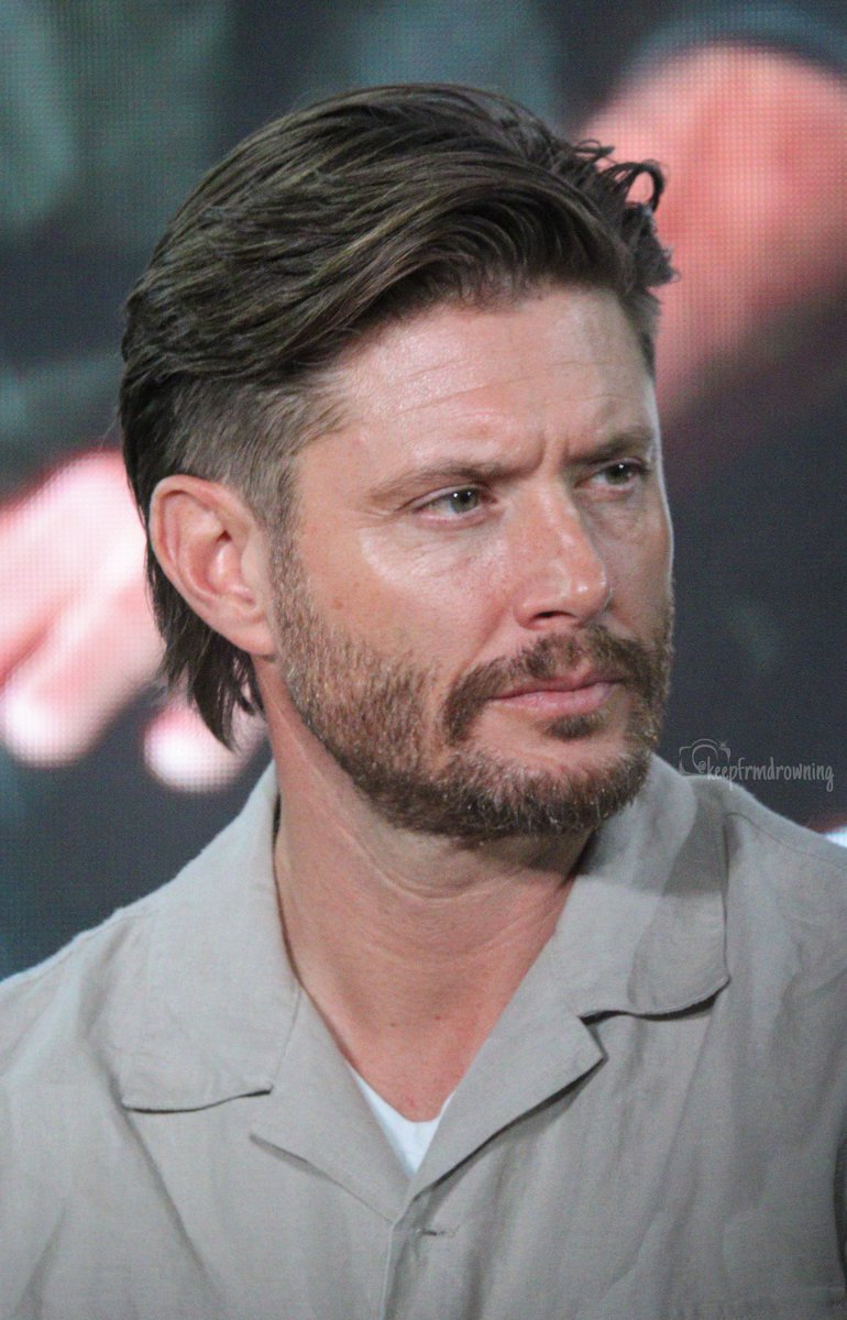 saracgguk's tweet photo. eu vou passar um bom tempo só pensando no jensen de mullet a partir de agr https://t.co/pweAtsQuUs