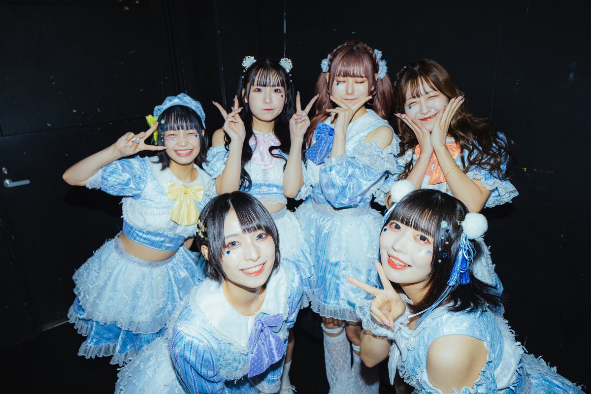 bubu0373's tweet photo. 可愛過ぎる、おなごたち
はぁ…☺️ https://t.co/qoqv1c0deh