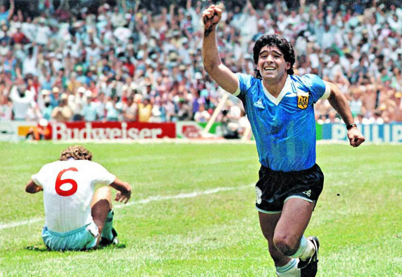 'Mi viejo fue peronista, mi vieja adoraba a Evita, y yo fui, soy y seré siempre peronista' Diego Armando Maradona 1️⃣0️⃣🇦🇷