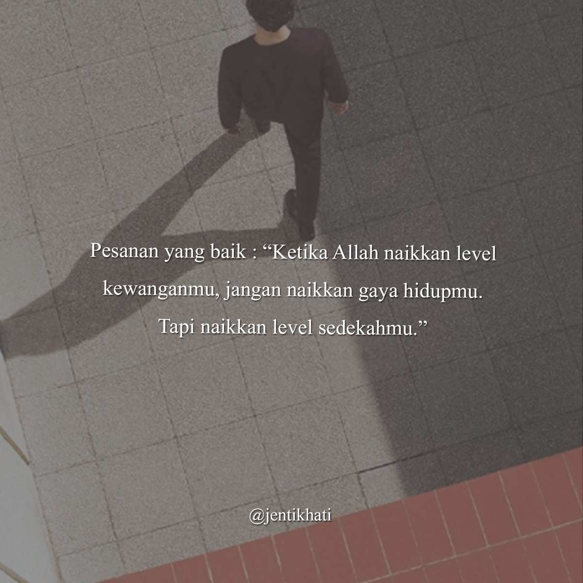 jentikhati's tweet photo. Hidup ini ikut pada kemampuan kita. Jangan suka melihat apa yang orang lain ada.. Kerana Allah sudah tetapkan rezeki kita masing-masing dan di dalam rezeki kita juga ada rezeki orang lain. Jadi bersedekah lah, Allah akan menggandakan lagi rezekimu. https://t.co/kuo4DOBuVU