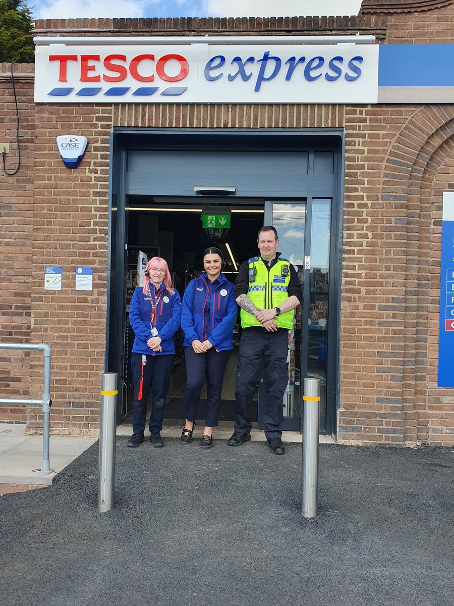Officers from Halesowen NHT have been liaising with Tesco Express from Belmont Rd in Lye to discuss crime prevention in relation to recent shop thefts and how we can support each other. #stopshopthefts