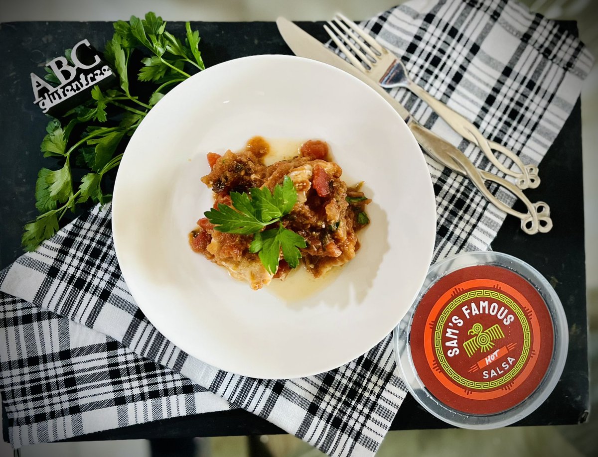 I’m so hungry for <a href="/samsfamoussalsa/">Sam's Famous Salsa</a> 

youtube.com/live/YmnRGVDWg…