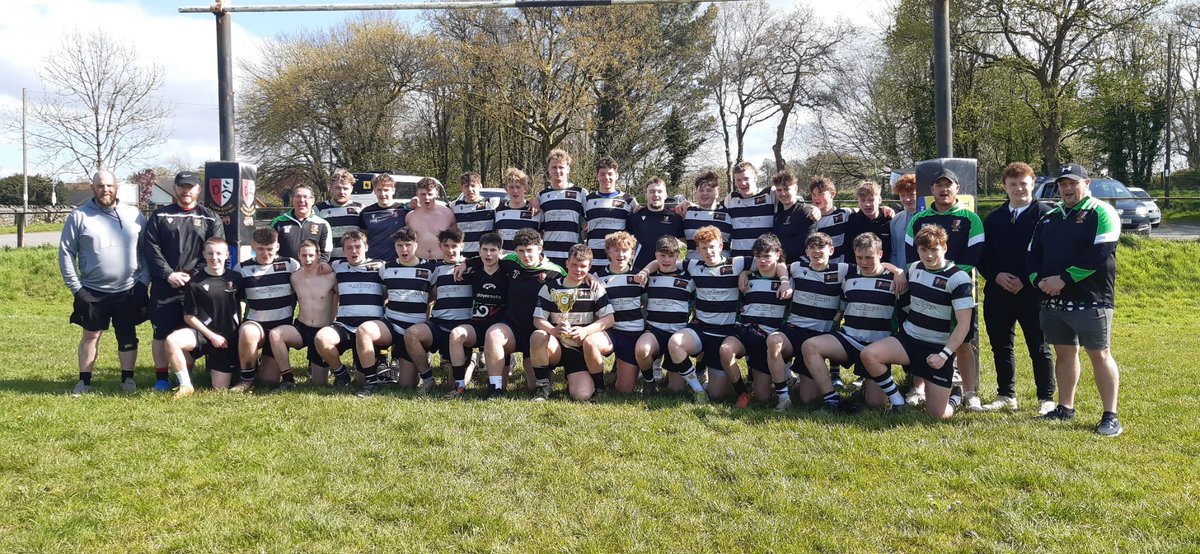 WRU_Scarlets's tweet photo. Llongyfarchiadau |Congratulations to @llandeilo_rfc  Youth who have been crowned @gmgcarms League winners, with an impressive 100% win record. 👏 🏆 👏 1 to go for the hat-trick. @WRU_Community @gavindacey @chris_ower @JoeDaviesWRU https://t.co/V3PbNSoQX0