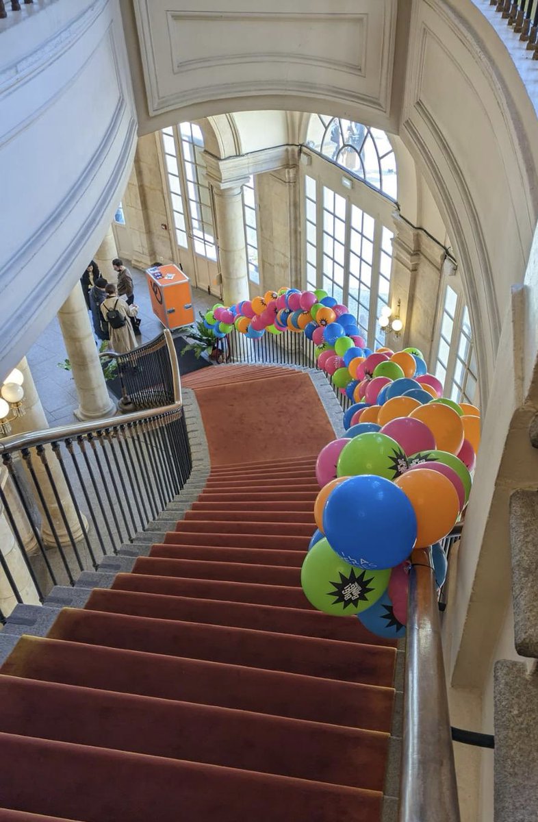 De beaux moments de partage et de convivialité à l'Hôtel de Ville, pour le retour du festival Big Bang, organisé par <a href="/OperadeRennes/">Opéra de Rennes</a>. Installations sonores interactives, spectacles et fanfares transforment notre centre-ville en terrain de jeu musical, pour le plaisir de tous !