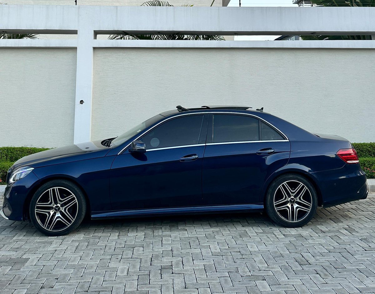 Price slash!!!🔥🔥🔥🔥🔥🔥

2015 facelifted Mercedes Benz E350

Full option:
-Panoramic roof
-Thumb-start ignition
-Full leather interior
-Alloy wheels
-Ambient light….and many more!

Price: now 10.5 million naira only