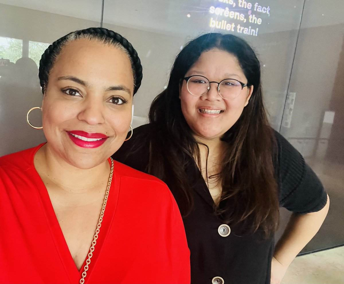 I had the pleasure of meeting Phuong, the Education and Outreach Manager for @asiasocietytx who is a former @AliefISD student from @KennedyCougs @mataeagles @HolubMiddle @ElsikHighSchool She has some great opportunities for our Alief students! #AliefProud