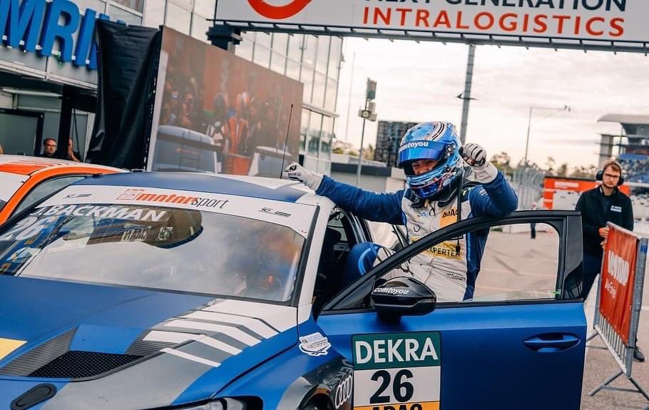 Jessica Bäckman tweet media