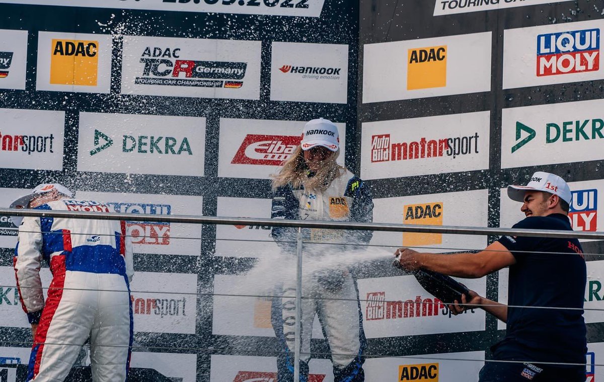 Jessica Bäckman tweet media