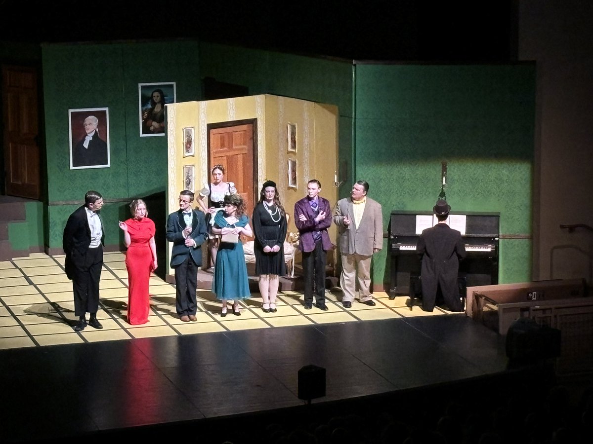 StmaAd's tweet photo. STMA Theaters production of Clue is really amazing!  You should come check it out: 
Saturday 4/20 @ 2 pm
Saturday 4/20 @ 7 pm
Sunday 4/21 @ 2 pm
75 mins and it is sure to make you laugh!

https://t.co/sZwP8PTk4Y https://t.co/iM5cRdogkd