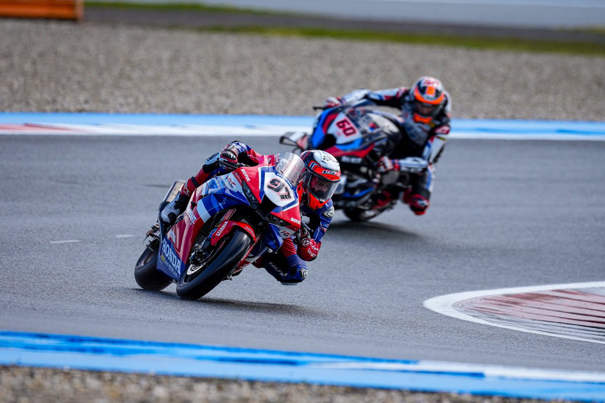 It was a top-ten finish for Xavi Vierge in the mixed conditions of Race 1 at Assen. Unfortunately Iker Lecuona was declared unfit after a crash in FP3, he will be reassessed tomorrow morning. #Honda #WorldSBK #DutchWorldSBK