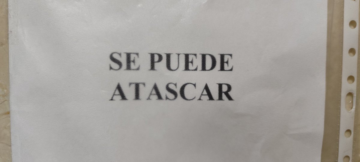 He visto esto en un baño y lo dejo aquí como idea para estampar en una camiseta y regalársela a un tartamudo.